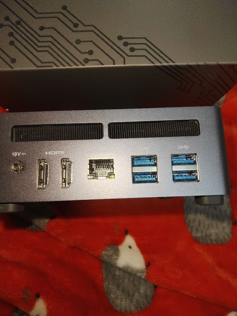 Minisforum UM790 Pro ベアボーン