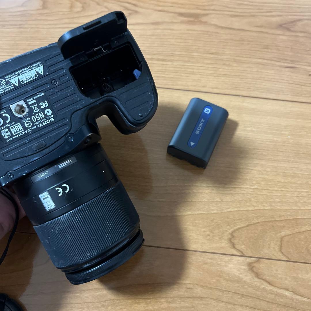 SONY α100本体レンズ付き ジャンク品