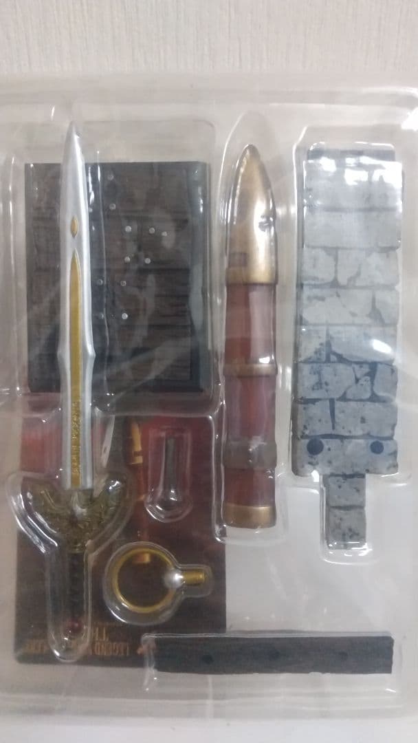 ロトの剣、ロトの盾／ロトの兜　未開封　レジェンドアイテムズギャラリー