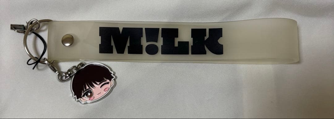 M!LK ペンライト ※おまけ ペンライトストラップ付き