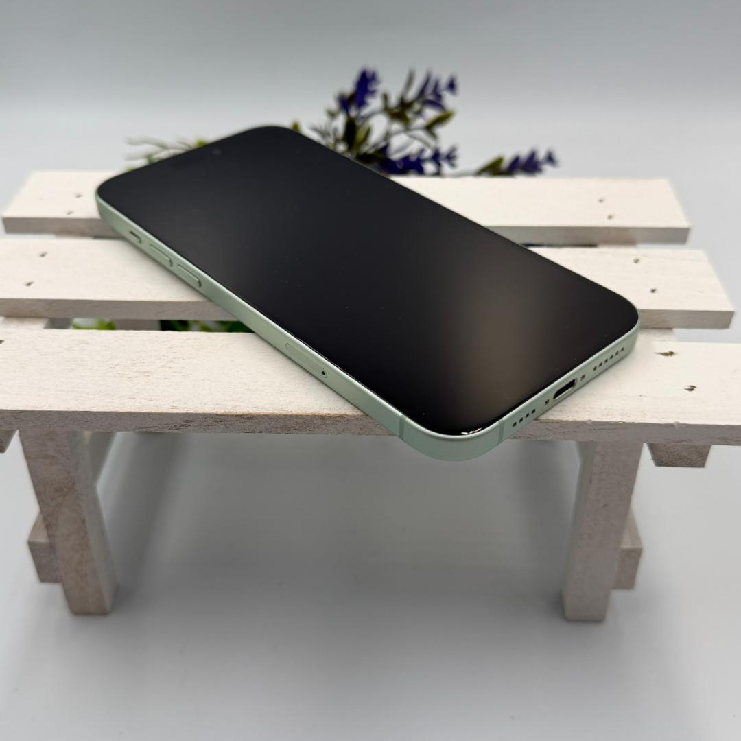 ※専用【美品】iPhone15 Plus 128GB グリーン 312