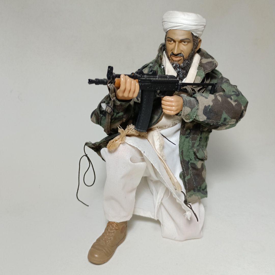 迷彩ジャケット フィギュア アサルトライフル付き モデル ビンラディン