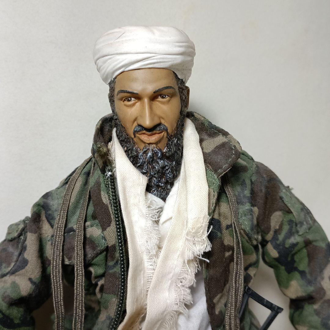 迷彩ジャケット フィギュア アサルトライフル付き モデル ビンラディン