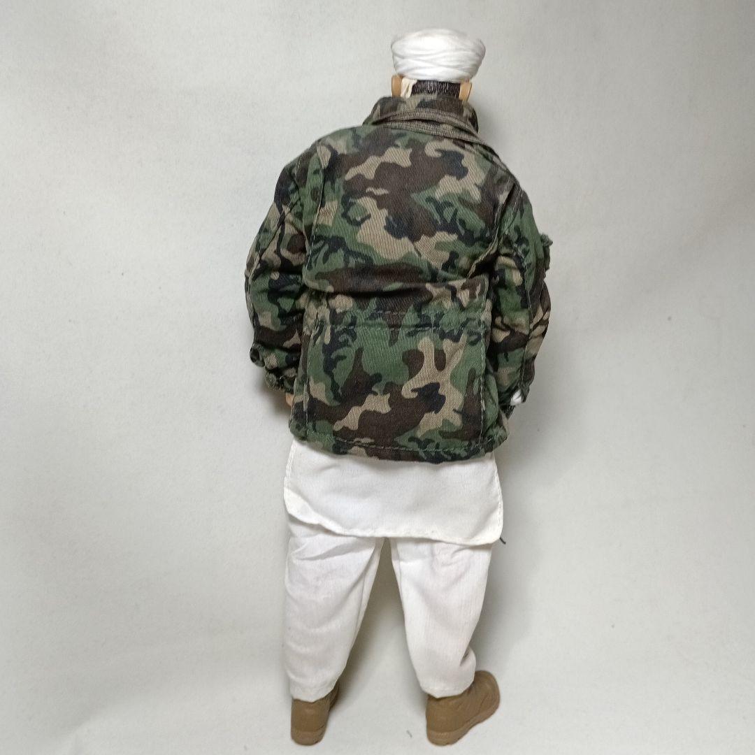 迷彩ジャケット フィギュア アサルトライフル付き モデル ビンラディン