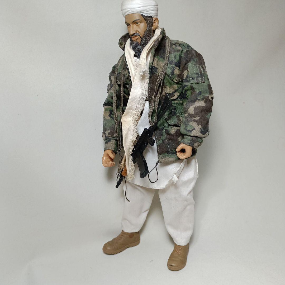 迷彩ジャケット フィギュア アサルトライフル付き モデル ビンラディン