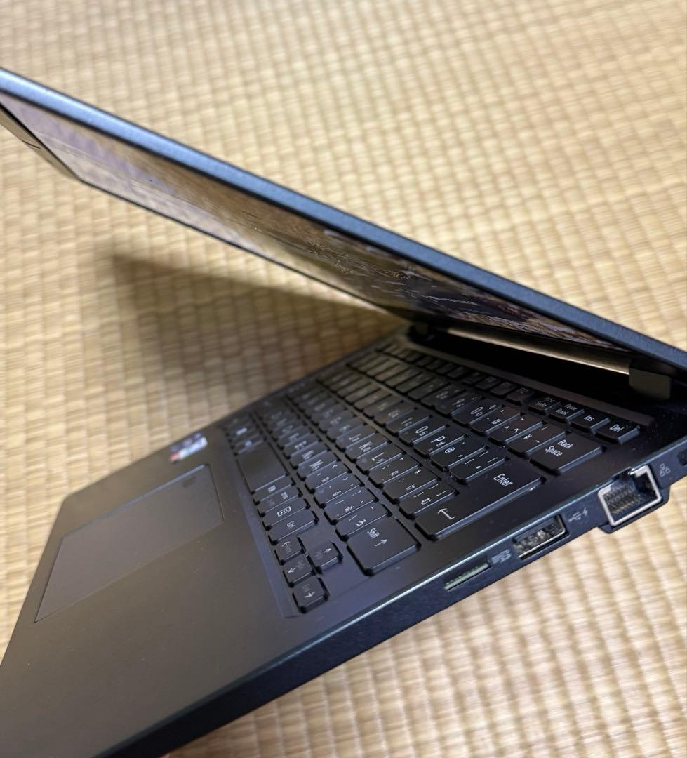 Dynabook 超軽量 驚速 12世代i7 大容量 32GB 、SSD1TB