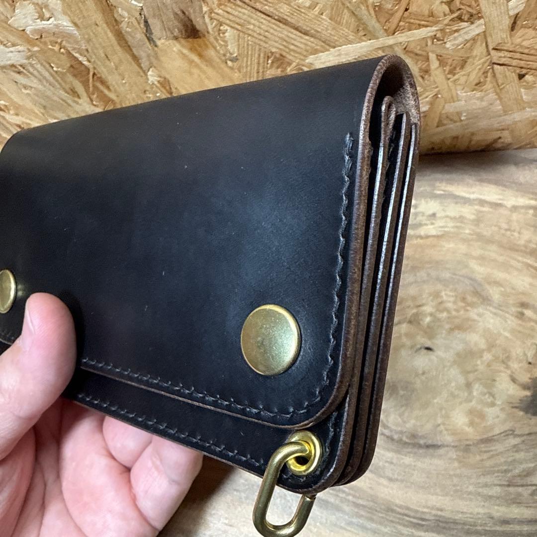 ホーウィン社 クロムエクセル 150カスタム トラッカーウォレット 真鍮チェーン