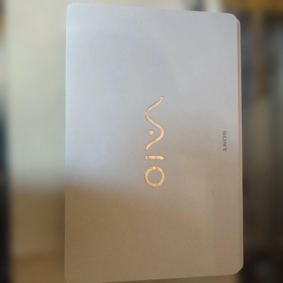 Intel Core i5 ノートPC シルバー