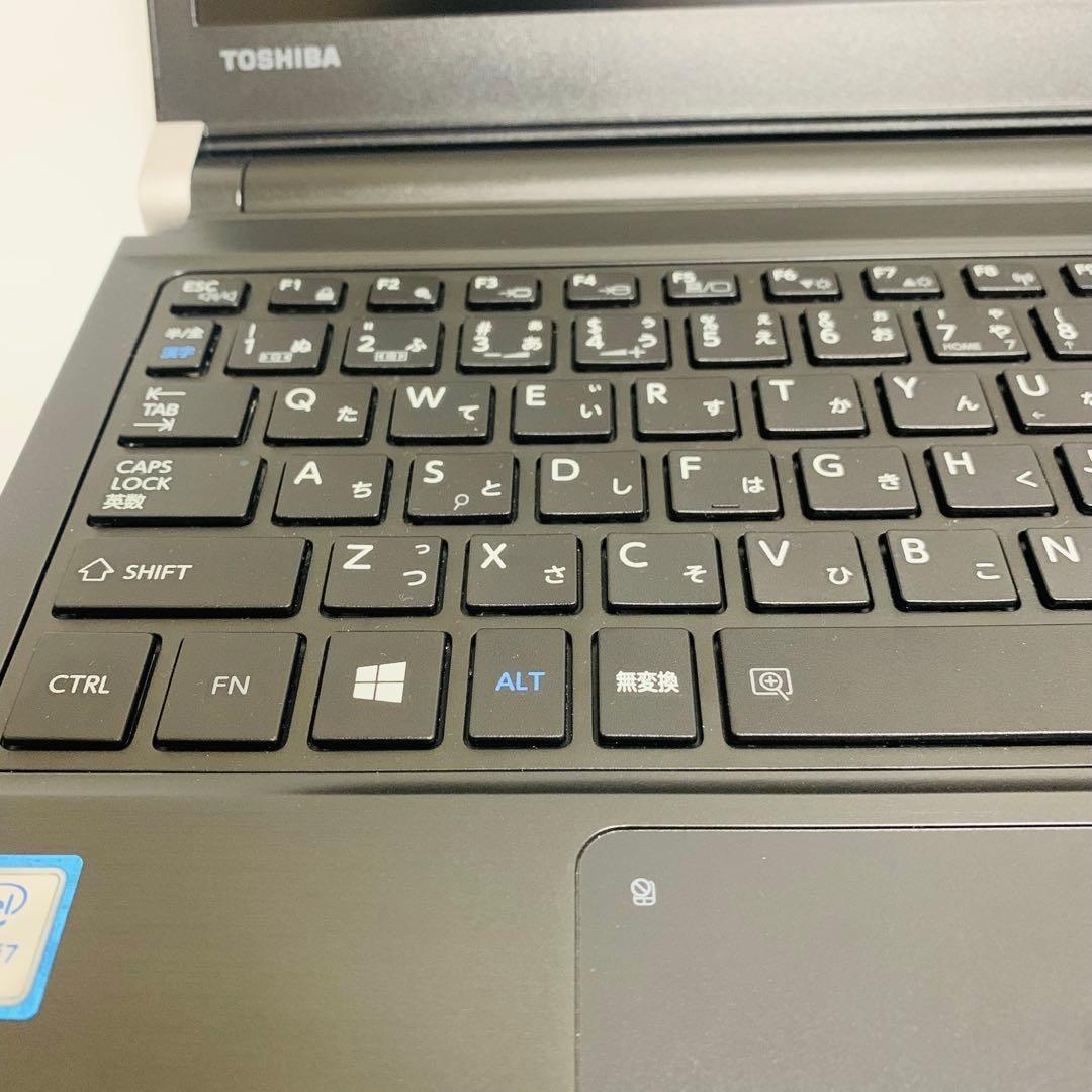 dynabook RZ83/TB i7 SSD256GB Win11 中古