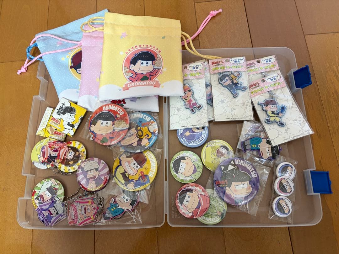 おそ松さん 1.2期Blu-ray、1期時代のグッズ色々