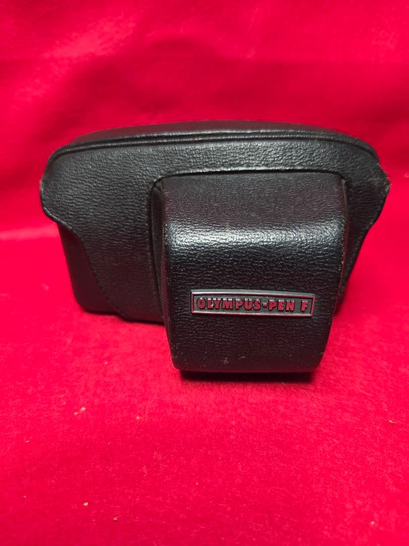 OLYMPUS PEN F フィルムカメラ（革ケース付き）