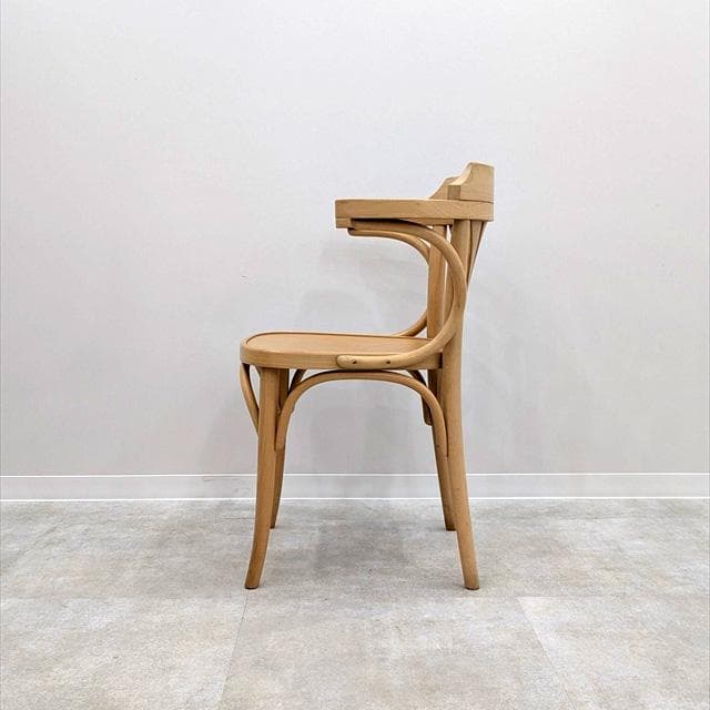 ポーランド製ベントウッドショートアームチェア②