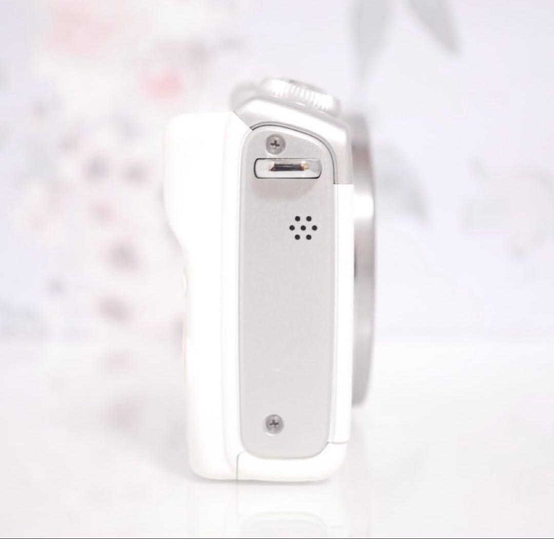 高画質で自撮りもラクラク☆Wi-Fi通信機能付き♪キャノン EOS M100♡