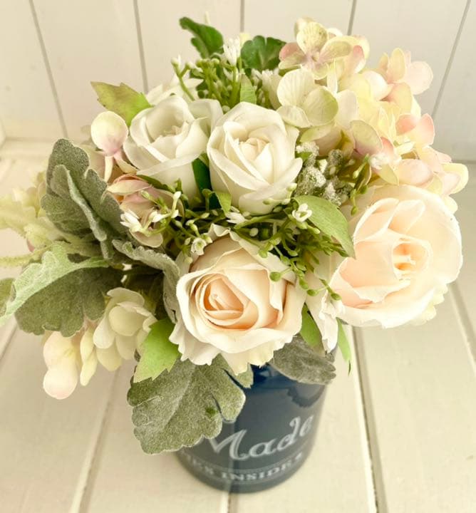 ローズミックスブーケ　ホーロー　花瓶　アーティフィシャルフラワー