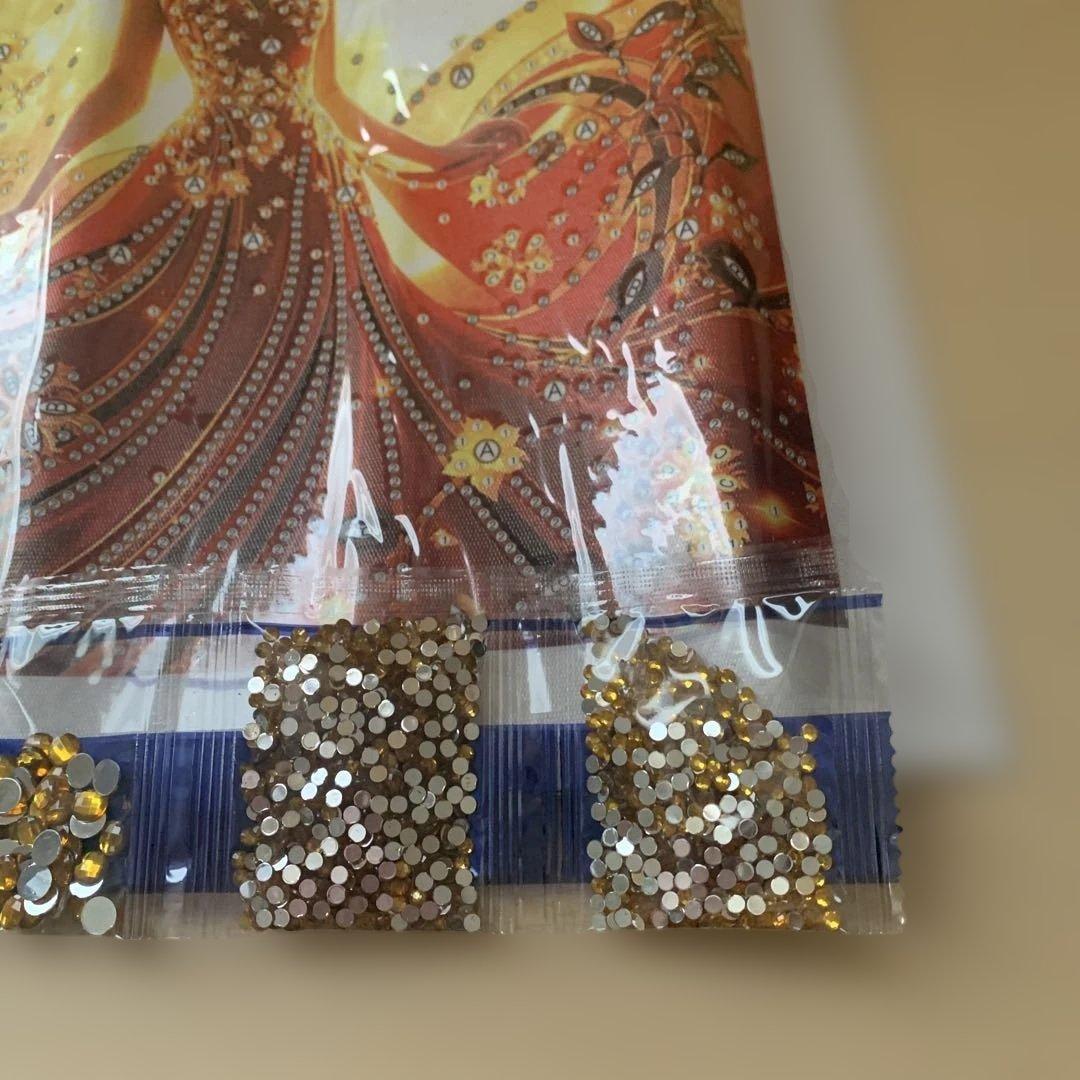 ★専用★ムーンライト　ゴージャスレディ 30cm x 30cm 特殊ビーズ