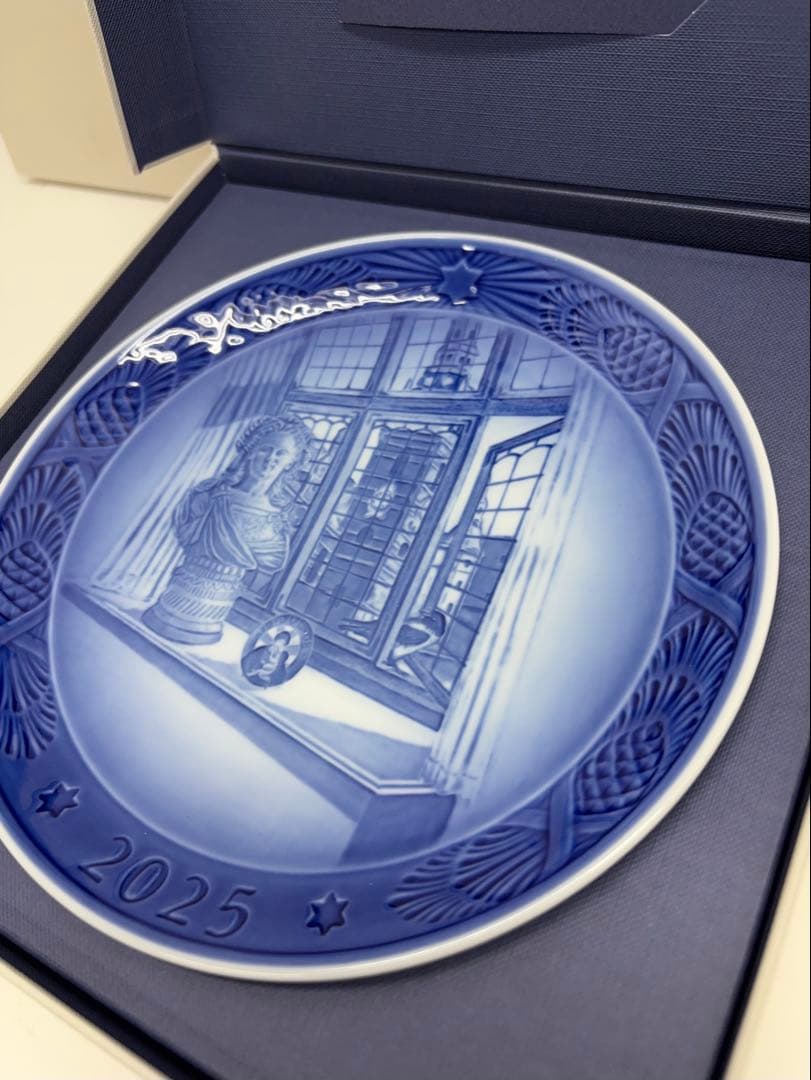 ②ロイヤルコペンハーゲン 2025年 イヤープレート クリスマスプレート