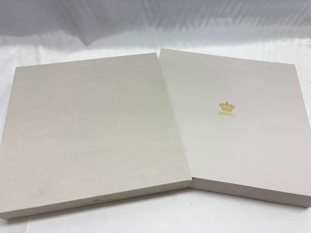 ②ロイヤルコペンハーゲン 2025年 イヤープレート クリスマスプレート