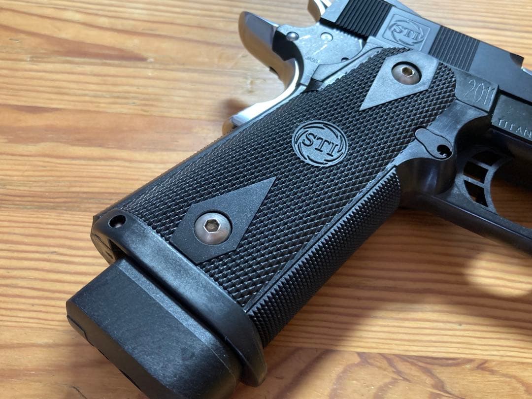 KSC STI イーグル5.1 タイタン 2011 TITAN ガスガン