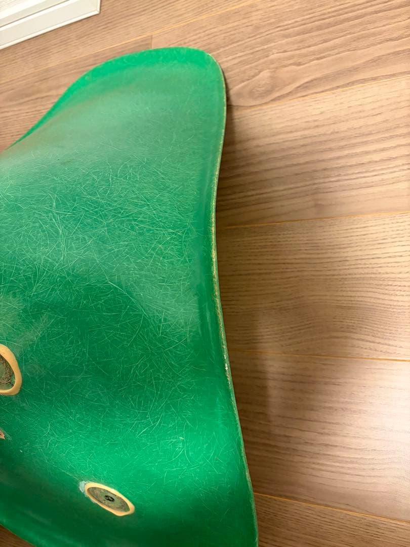 【貴重】モダニカ イームズ サイドシェルチェア　ケリーグリーン