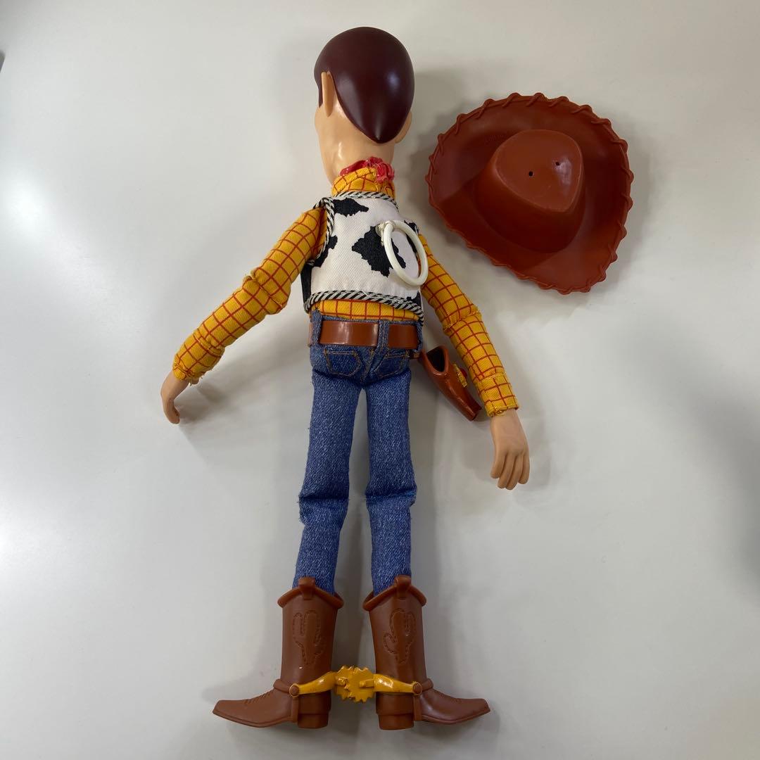 トイストーリー トーキング　フィギュア ウッディー