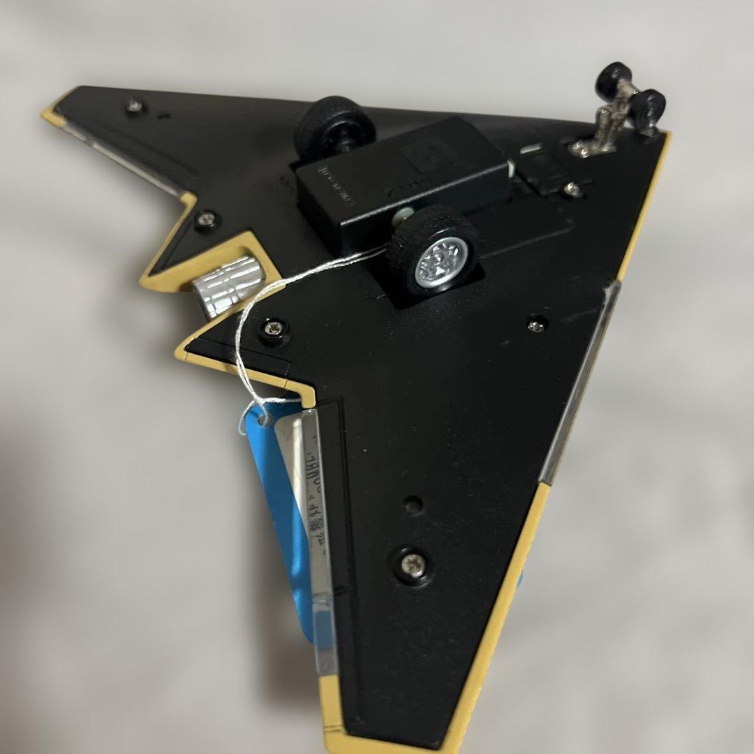 イラン戦争　イラン軍迷彩ステルス機ドローン合金製フィギュア