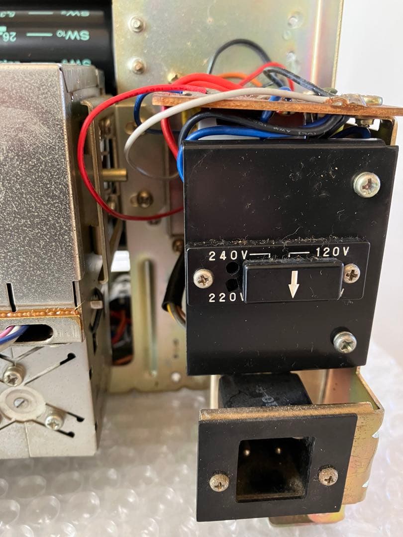 ソニーＢＣＬラジオ　ワールドゾーン　　　　　ＣＲＦー２００　動作品