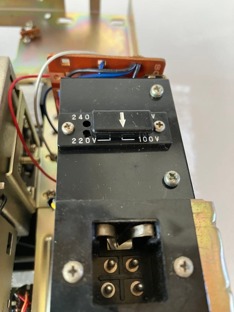 ソニーＢＣＬラジオ　ワールドゾーン　　　　　ＣＲＦー２００　動作品