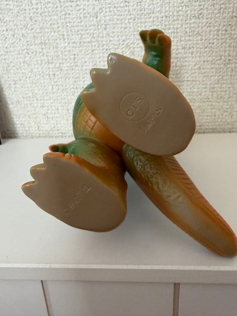 Charactics 怪獣同盟 バランゴン　ミドルサイズ ソフビ