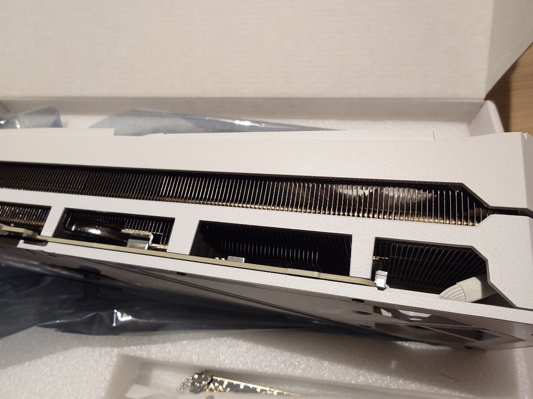 グラフィックボード・グラボ・ビデオカード ASUS ROG STRIX GeForce RTX 3080