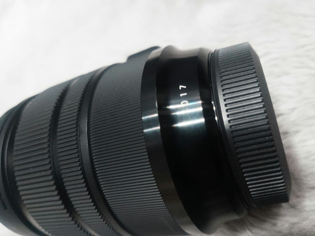SIGMA 24-70mm F2.8 DG OS HSM art EFマウント