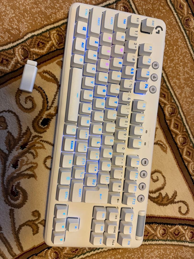 g715 オーロラコレクション ゲーミングキーボード