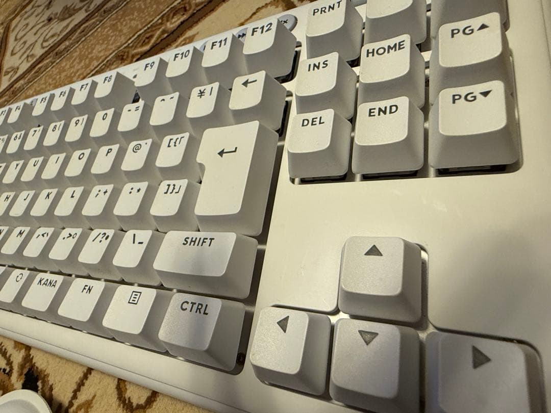 g715 オーロラコレクション ゲーミングキーボード