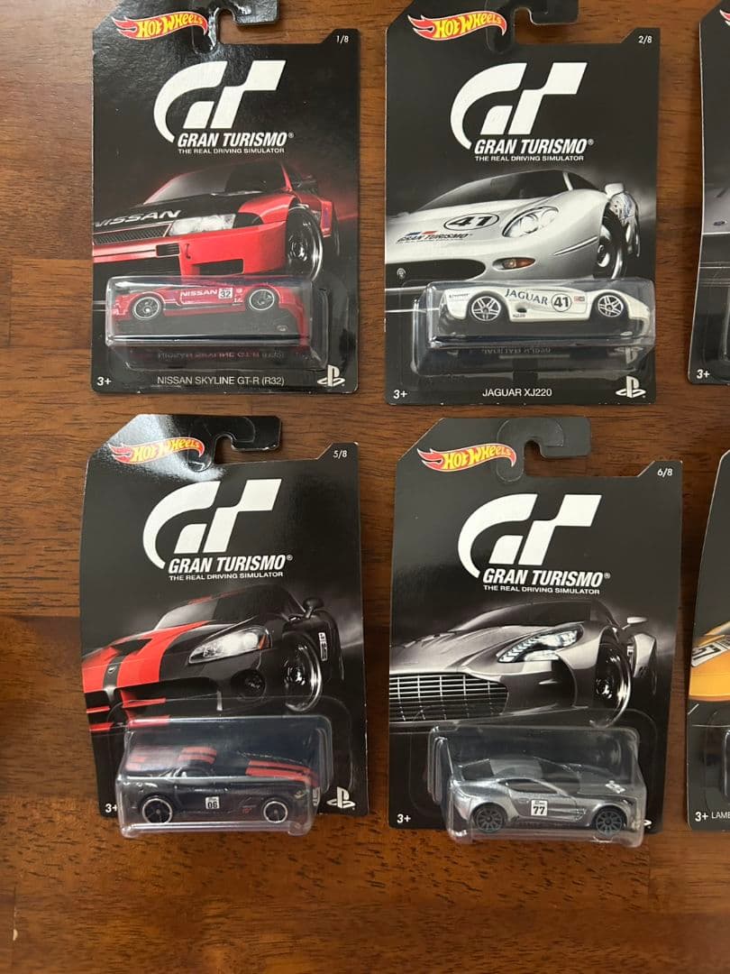 Hot Wheels GranTurismo スカイライン　ジャガー　フォード