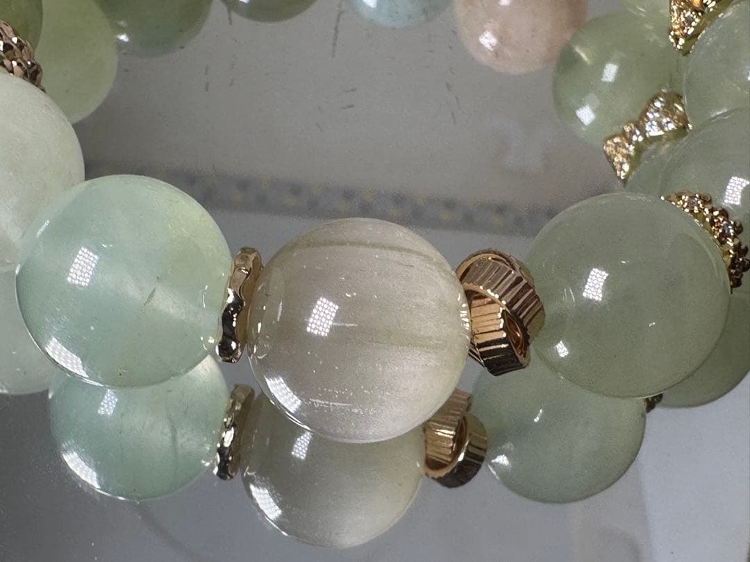 キャッツアイ リビアングラスがトップのグリーンベリル デザインブレスレット