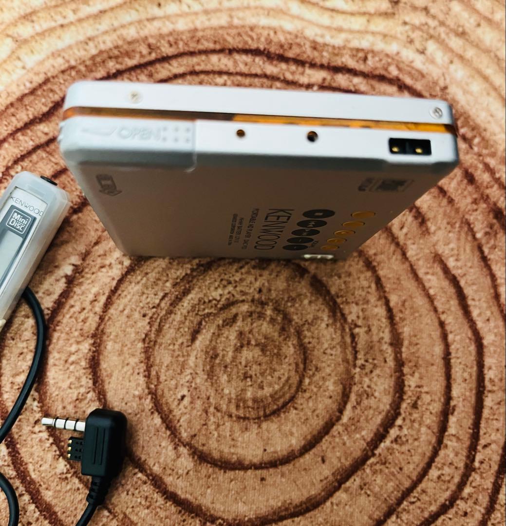 ポータブル　MDプレイヤー KENWOOD DMC-P33　Walkman