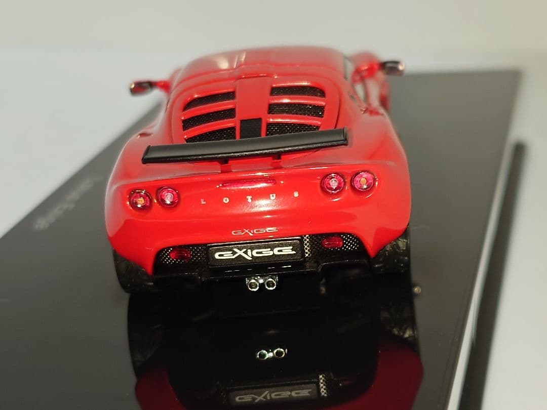 オートアート 1/43 ロータス エキシージ レッド ミニカー
