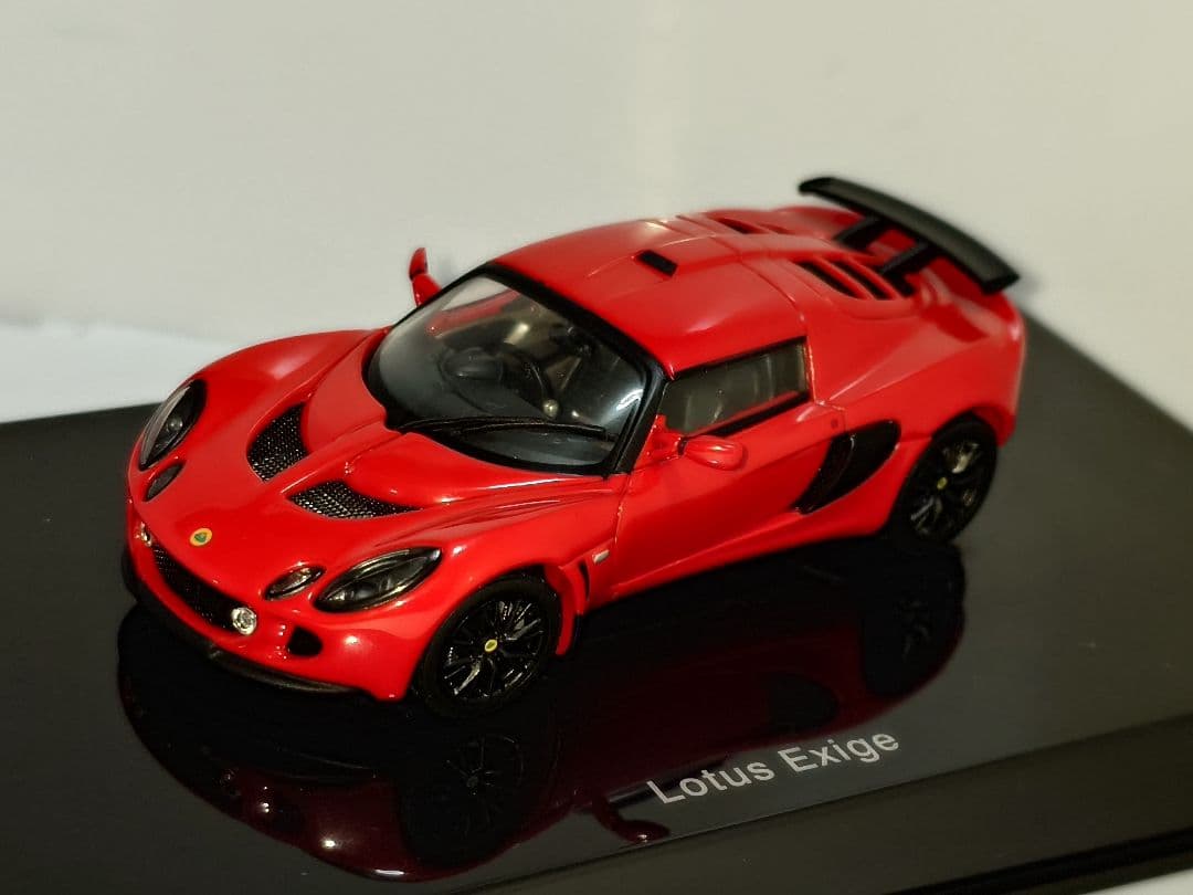 オートアート 1/43 ロータス エキシージ レッド ミニカー