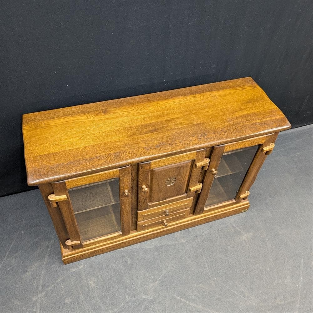 河本家具　オーク　無垢　サイドボード　リビングボード　キャビネット　飾り棚