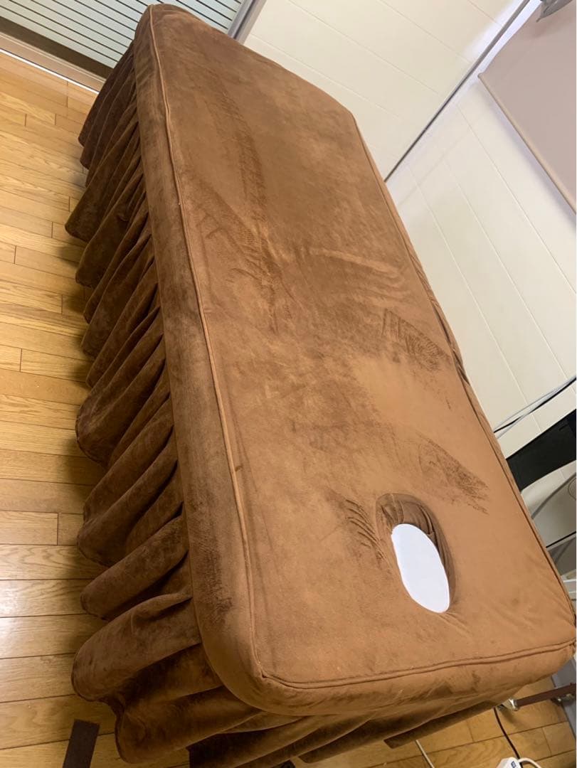 電動マッサージベッド