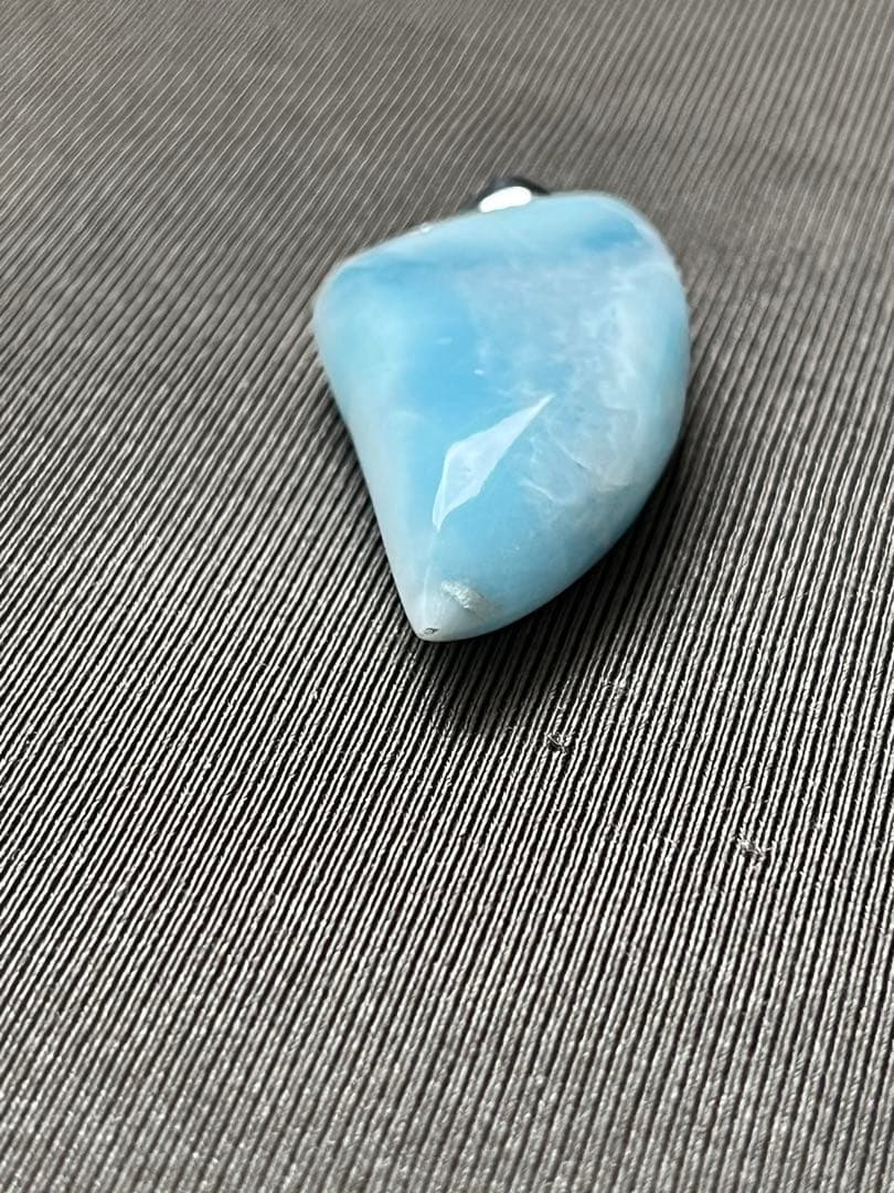 天然石☆高品質！ラリマーキバ型ペンダントトップ☆ラリマーらしい模様カラーが美しい