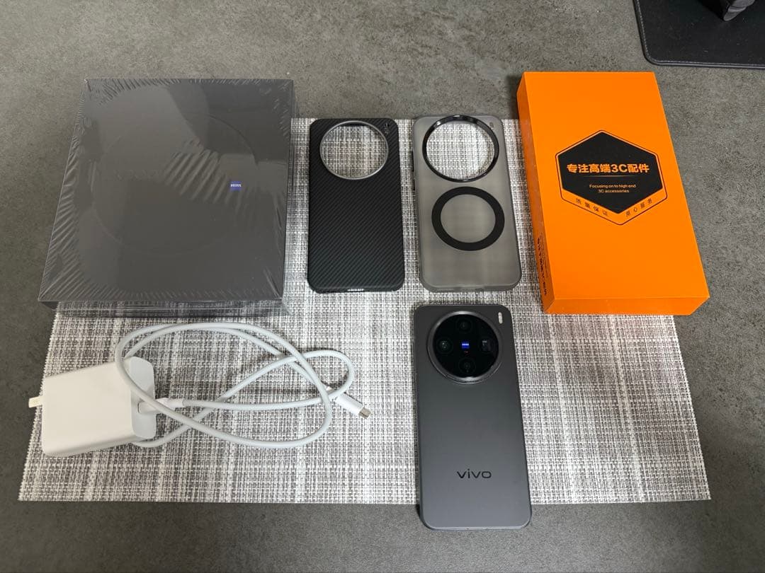 【美品】vivo X200 Pro Mini（黒）ケース•保護フィルム
