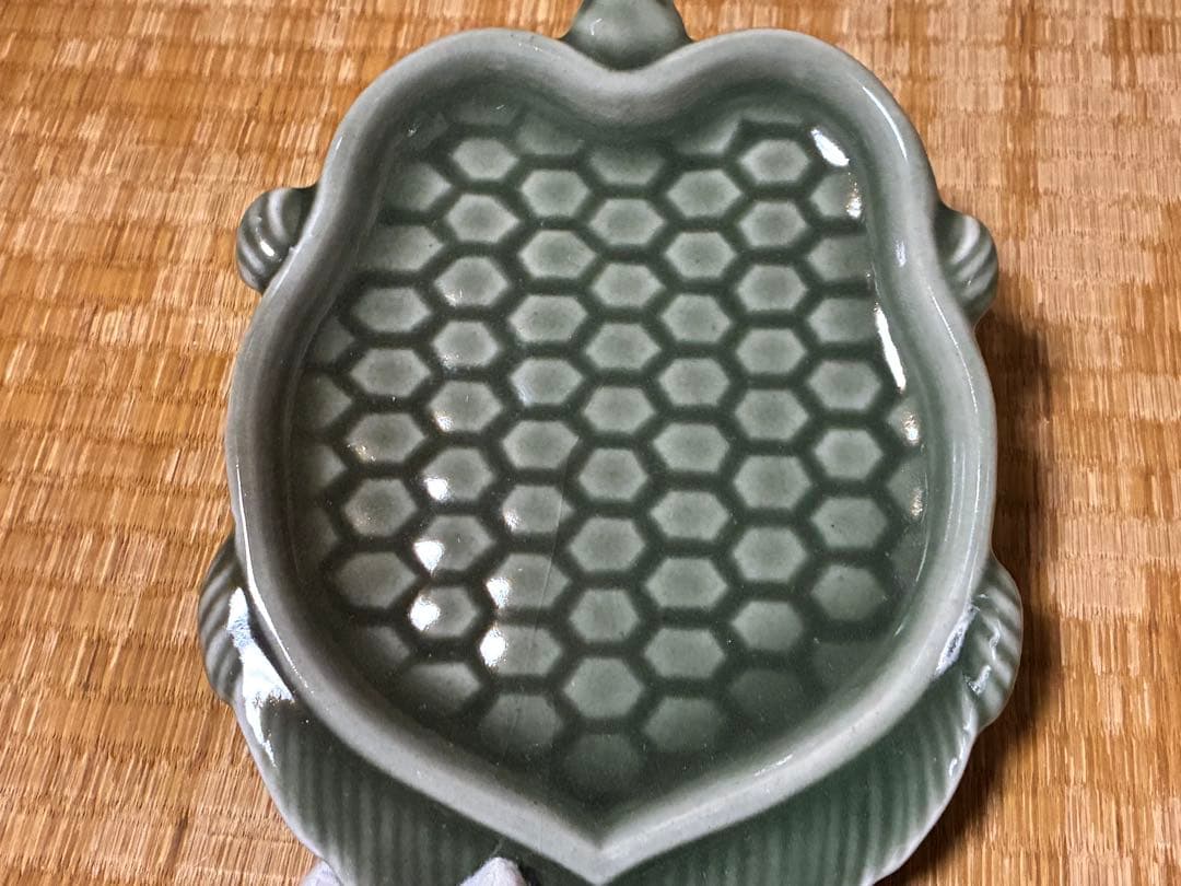 三田青磁 亀型 平皿 盛皿 二枚 まとめて