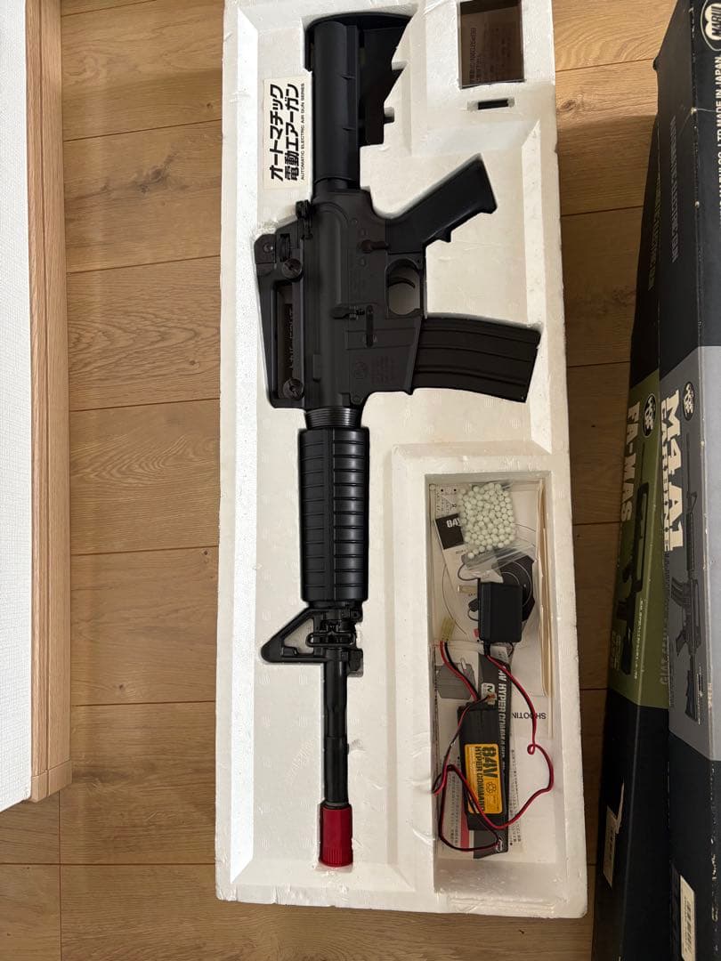 東京マルイ　M4A1カービン電動ガン