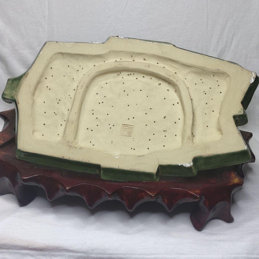 中国骨董 陶芸 香道具 在銘 作家物 木彫り台付き 置物 旧家蔵出し 送料無料