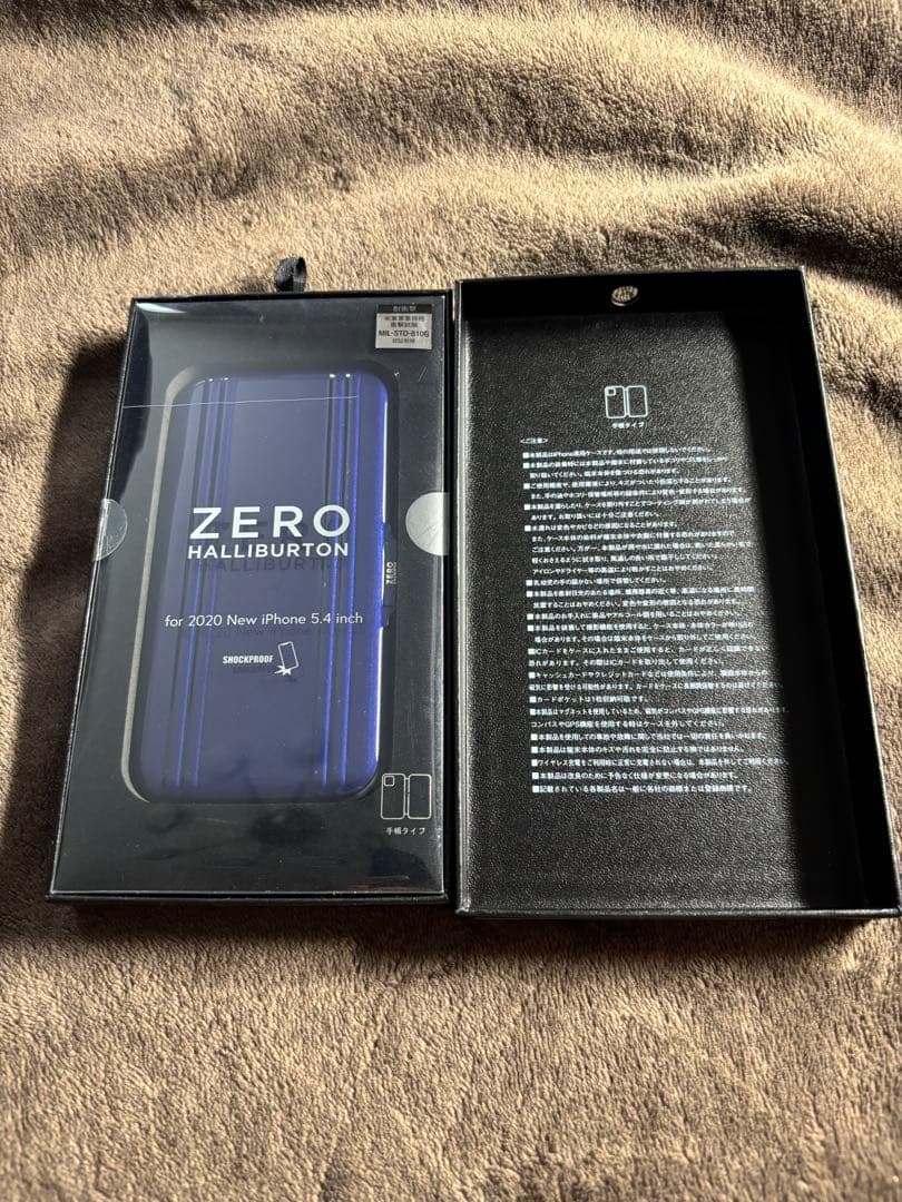 iPhone12mini ケース　ZERO HALLIBURTON （手帳型）