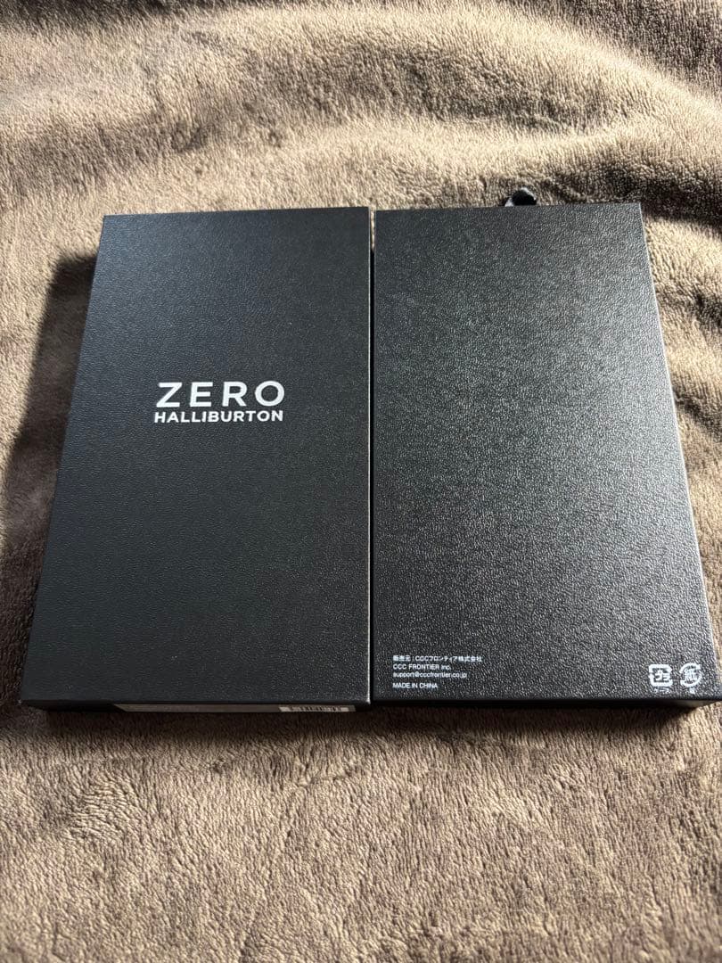 iPhone12mini ケース　ZERO HALLIBURTON （手帳型）