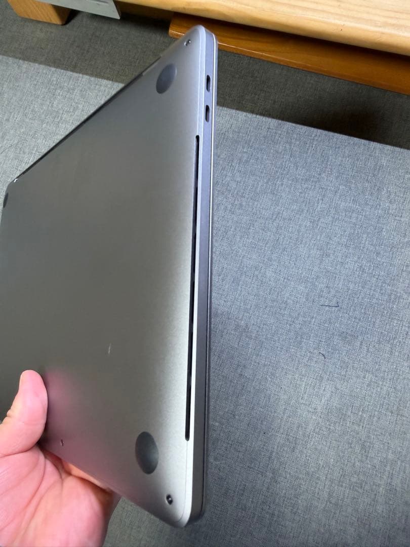 macbook pro 13インチ　i 5-16-512 office