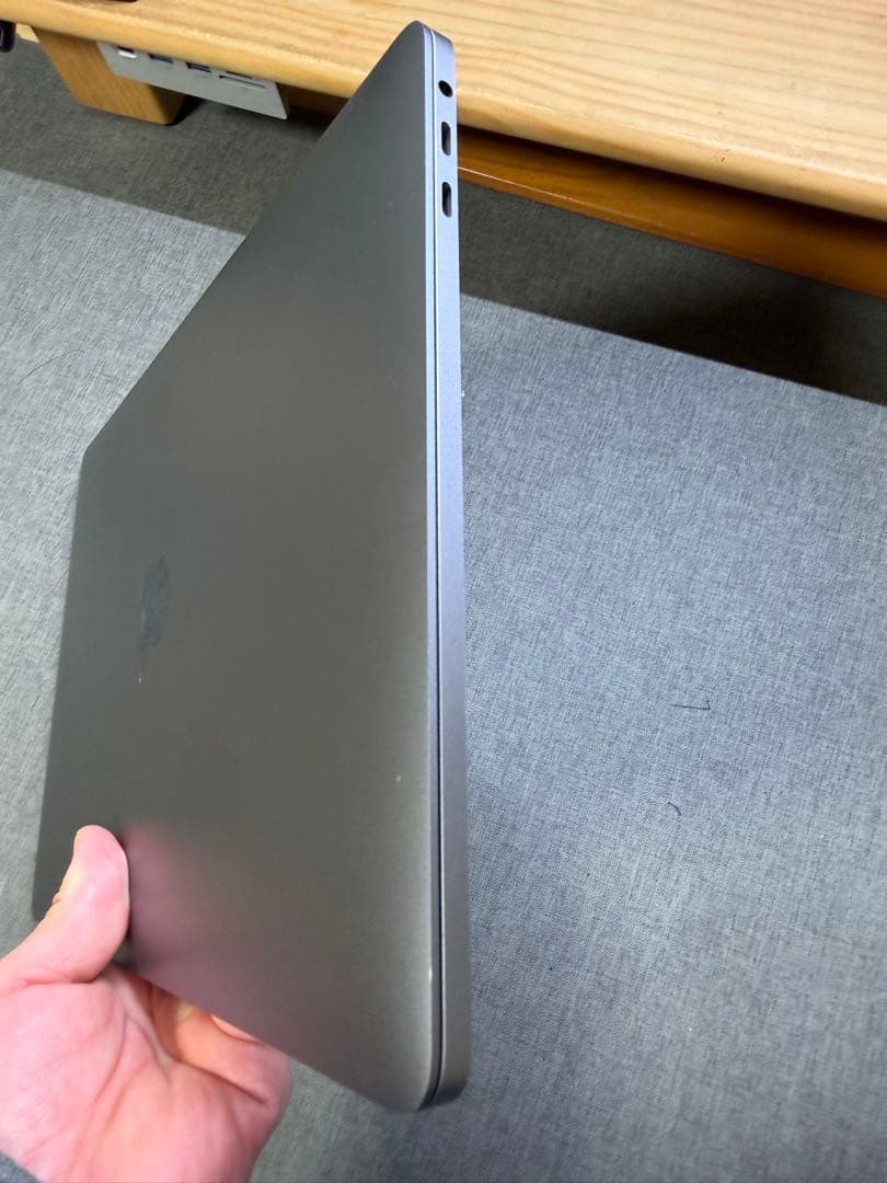 macbook pro 13インチ　i 5-16-512 office