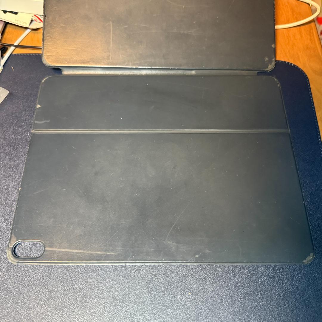 iPad本体 iPad Pro (12.9) 512 Cellular +keyboard