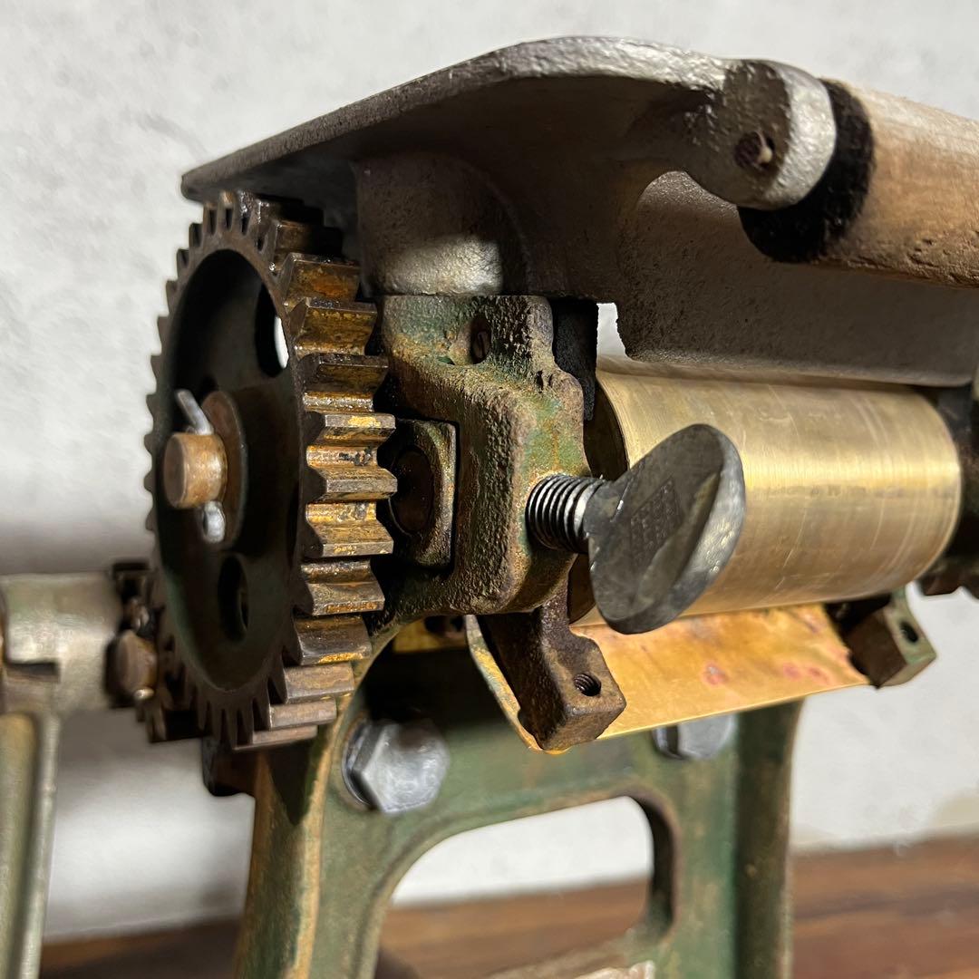 【セブン製麺機・おふくろ】昭和レトロ 手動製麺機 鉄製ギア式 真鍮ローラー